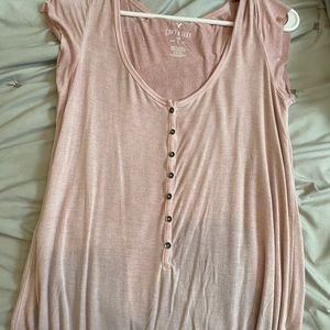 American Eagle soft and sexy tee!